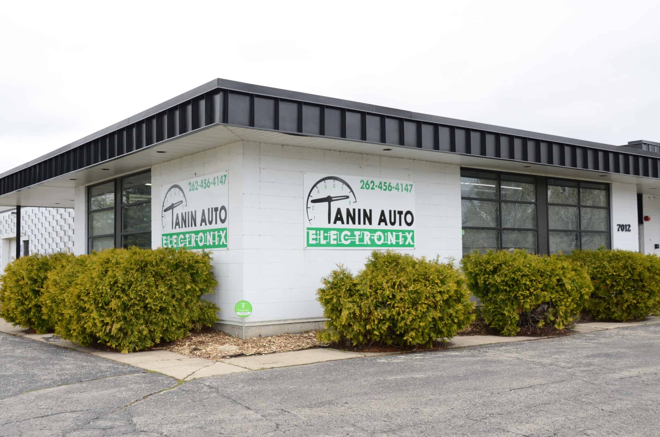 Tanin Auto Electronix has a virtual tour, courtesy of Google